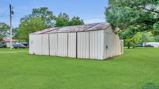 2411 N Page Rd, House other with 3 bedrooms, 2 bathrooms and null parking in Longview TX | Image 26