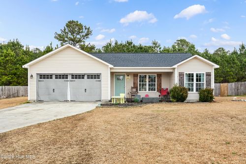 505 Cherry Blossom Ln, Richlands, NC, 28574-7458 | Card Image