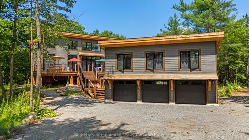 103 White'S Rd, Port Severn, ON, L0K1S0 | Card Image