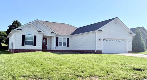 210 Westminster Pl, Hopkinsville, KY, 42240-8740 | Card Image