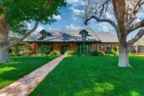 2206 Neely Ave, Midland, TX, 79705-7467 | Card Image