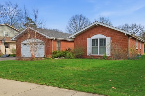 955 Summit Dr, Deerfield, IL, 60015-1820 | Card Image
