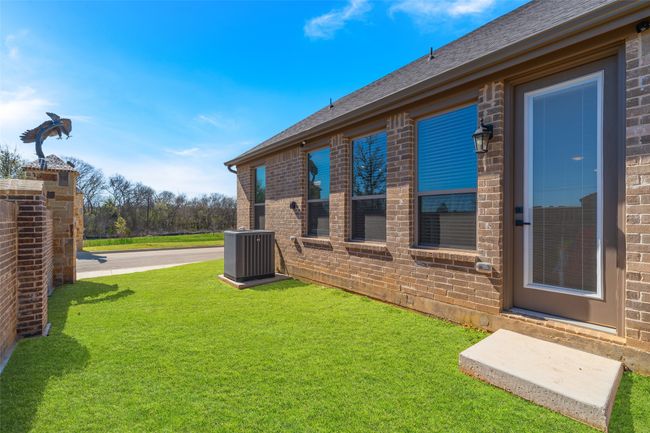 6801 Joelene Rae Dr, House other with 3 bedrooms, 3 bathrooms and null parking in Arlington TX | Image 33