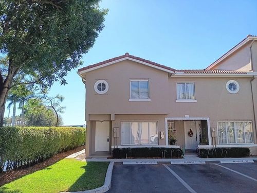 150 Riviera Cir, Weston, FL, 33326-3113 | Card Image