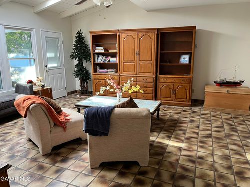 5827 Corbin Ave, Tarzana, CA, 91356-1004 | Card Image