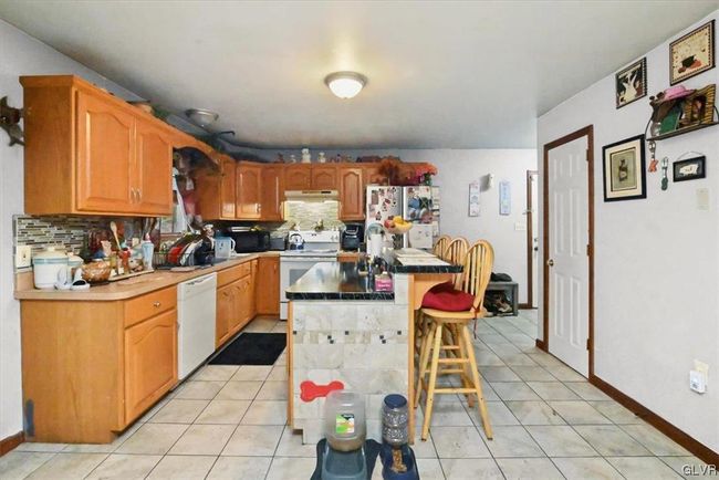233 Edward Smith Blvd, House other with 4 bedrooms, 3 bathrooms and null parking in East Stroudsburg PA | Image 7