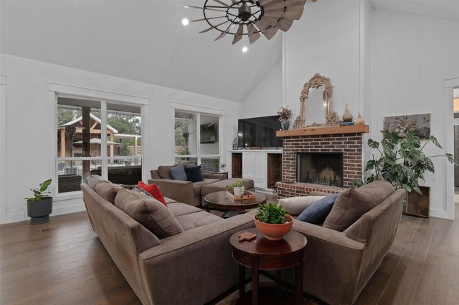 5919 Ranch Estates Rd, House other with 4 bedrooms, 4 bathrooms and null parking in Krugerville TX | Image 9