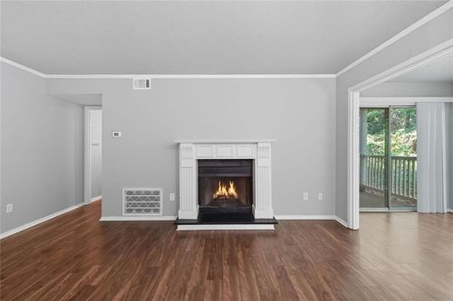 unit-306-306 Augusta Dr, Marietta, GA, 30067 | Card Image