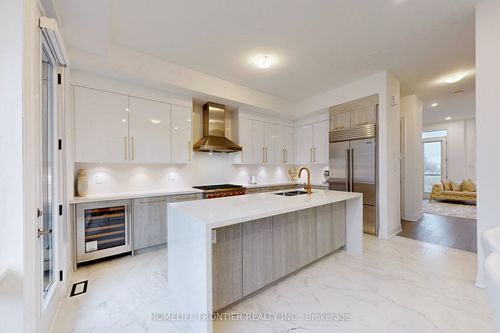 40 Chiara Rose Lane, Richmond Hill, ON, L4E2X5 | Card Image