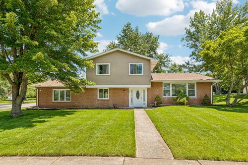 7 Derbyshire Ct, Bolingbrook, IL, 60440-1124 | Card Image