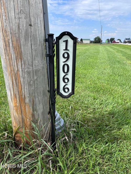 19066 W State Route 163, Genoa, OH, 43430 | Card Image
