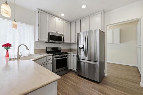 1646 Hedland Pl, El Dorado Hills, CA, 95762-5360 | Card Image