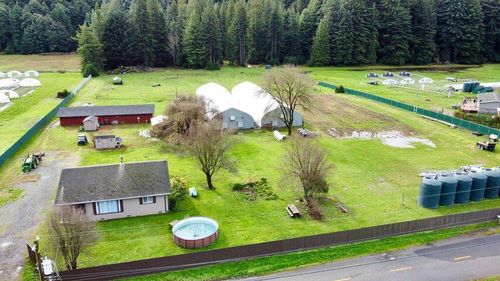 926 Holmes Flat Rd, Redcrest, CA, 95569-9622 | Card Image