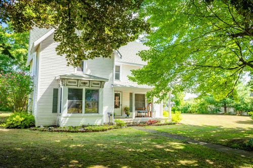 124 5th St, Edmore, MI, 48829 | Card Image