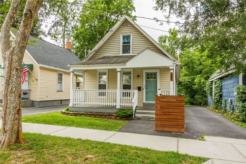 197 Cottage St, Rochester, NY, 14608-2913 | Card Image