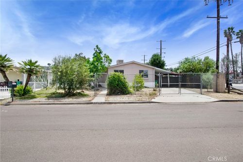 44525 Stewart Way, Hemet, CA, 92544-5515 | Card Image