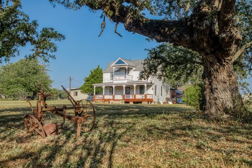 6346 Sand Rock Rd, La Grange, TX, 78945-4256 | Card Image