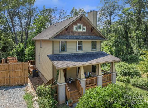 36 Richie St, Asheville, NC, 28801-2136 | Card Image