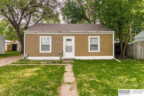 250 Schuyler Ave, Fremont, NE, 68025-6046 | Card Image
