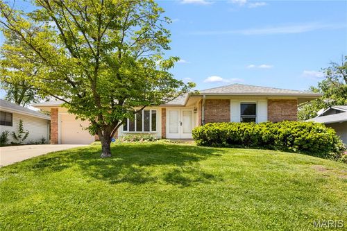 1667 Schulte Hill Drive, Maryland Heights, MO, 63043 | Card Image
