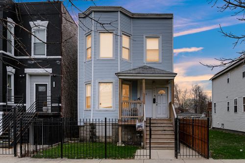 4203 Maypole Ave, Chicago, IL, 60624-1737 | Card Image