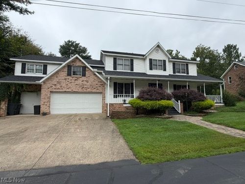 1621 Lakewood Cir, Washington, WV, 26181-8004 | Card Image