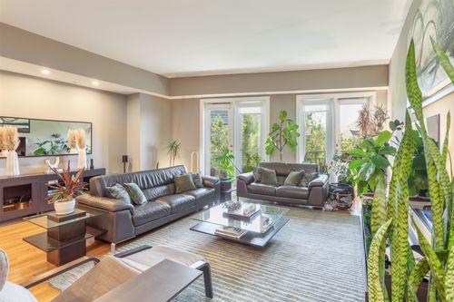 ph-413-5055 Addison Cir, Addison, TX, 75001-6321 | Card Image