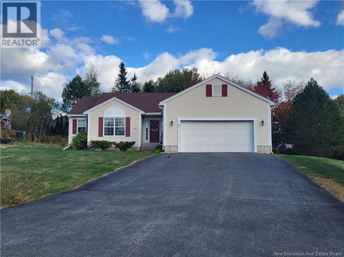 7 Valentine Blvd, Saint John, NB, E2M5G9 | Card Image