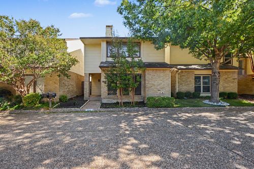 5825 Preston Valley Drive, Dallas, TX, 75240 | Card Image