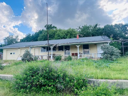 9 Sky Line Dr, Comfort, TX, 78013-2803 | Card Image