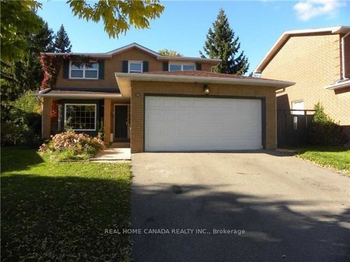 2nd-bedrm-38 Chopin Cres, Brampton, ON, L6Y2S1 | Card Image