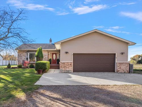 3060 Budd Rd, Stockbridge, MI, 49285-9781 | Card Image