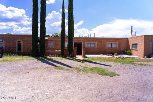1036 S Chaparral Cir, Sierra Vista, AZ, 85635-4202 | Card Image