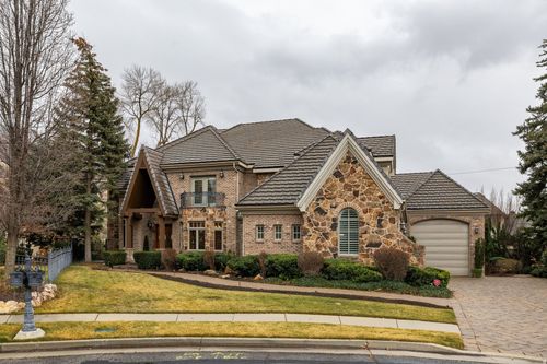 5083 S Clarenden Pl, Holladay, UT, 84117-6315 | Card Image