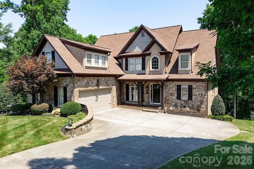 394 Stone Cliff Ln, Lake Wylie, SC, 29710-6082 | Card Image