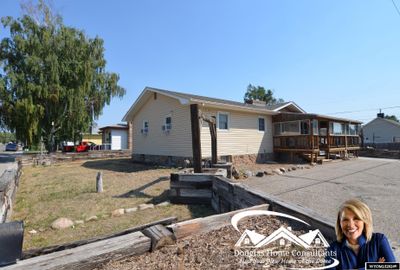 1000 Erwin Street, House other with 5 bedrooms, 3 bathrooms and null parking in Douglas WY | Image 2