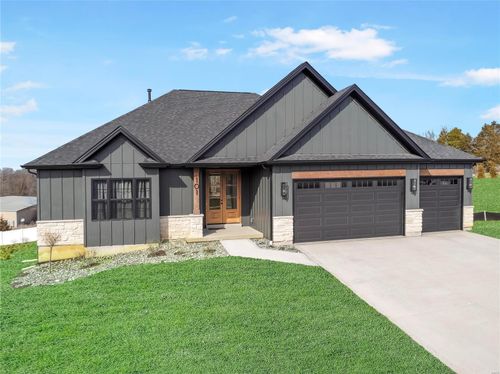 101 Stone Canyon Blvd, Foristell, MO, 63348-1330 | Card Image