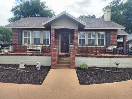423 S Washington St, San Angelo, TX, 76901-4166 | Card Image