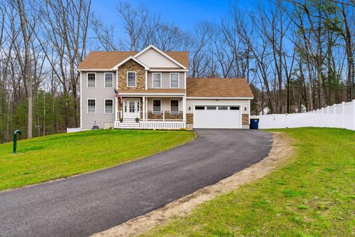 11A Springview Ter, Plaistow, NH, 03865-2310 | Card Image