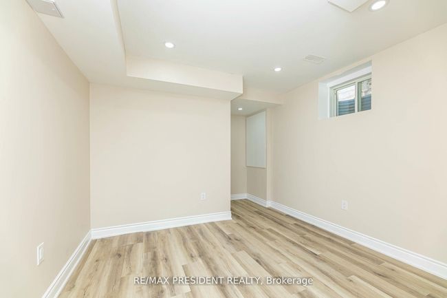 8 Troyer St, House other with 3 bedrooms, 1 bathrooms and 1 parking in Brampton ON | Image 18