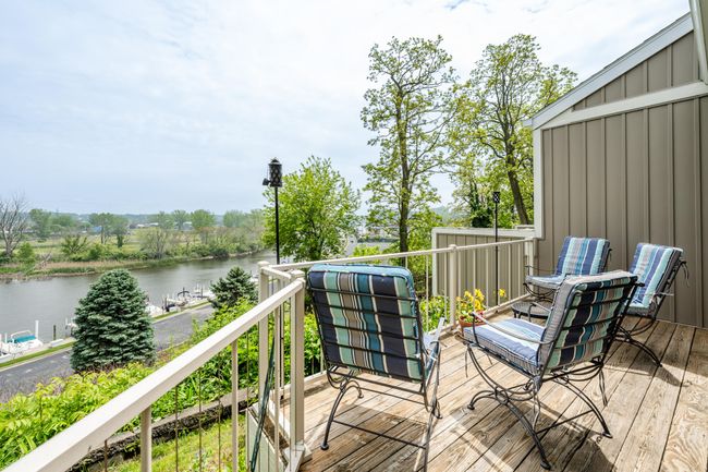 193 Wayne St, Condo with 3 bedrooms, 2 bathrooms and null parking in Saint Joseph MI | Image 10
