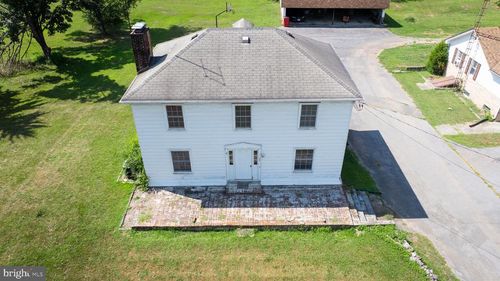 39 Karns Ct, MARTINSBURG, WV, 25401-5179 | Card Image
