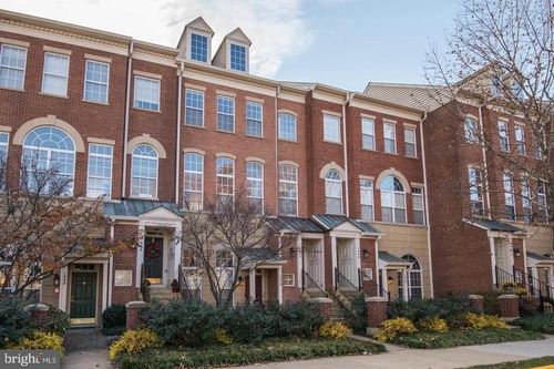 109a-1895 Crescent Park Dr, RESTON, VA, 20190-3279 | Card Image