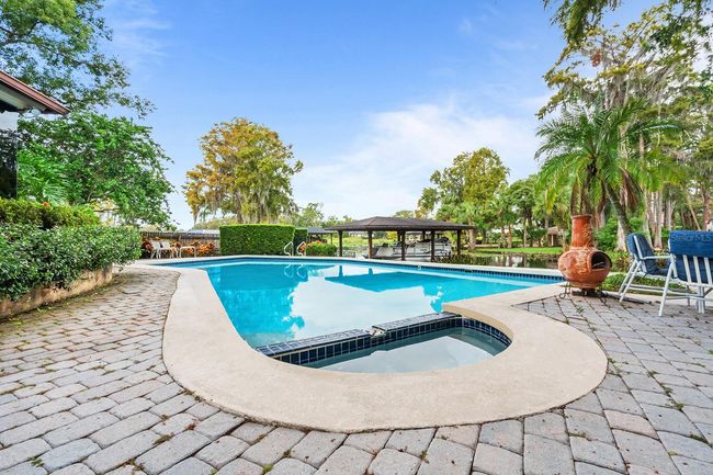 Pool | Image 5