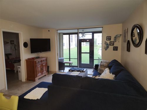 101-10180 Nw 30th Ct, Sunrise, FL, 33322-2008 | Card Image