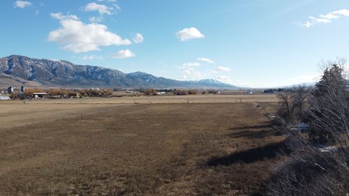 1098 W Samaria Ln, Malad City, ID, 83252-6044 | Card Image