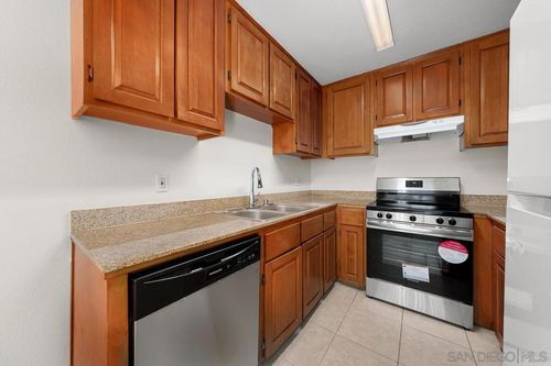 unit-33-3557 Kenora Dr, Spring Valley, CA, 91977-2922 | Card Image