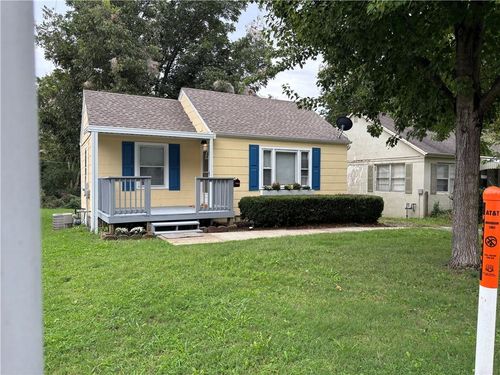 10821 E 19th St S, Independence, MO, 64052-3433 | Card Image