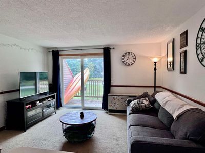 6 - 6 Huntington Place, Condo with 2 bedrooms, 1 bathrooms and null parking in Waterbury VT | Image 3