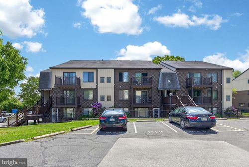 m5-5200 Hilltop Dr, BROOKHAVEN, PA, 19015-1242 | Card Image